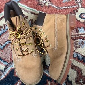 Timberland leather boots size youth 2